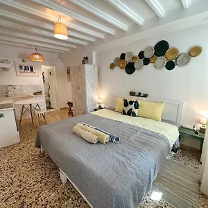 Petra Pelikan Apartment